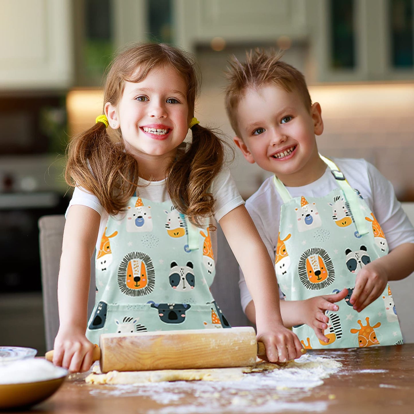 Pipoobear Kids Apron for Boys and Girls Aged 2-6, Toddler Aprons with Pocket Adjustable Strap, 100% Cotton Blue Chef Outfit for Kitchen Cooking Baking Painting and Craft